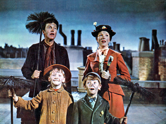 dick van dyke recalls filming ‘mary poppins' with ‘gorgeous' julie andrews