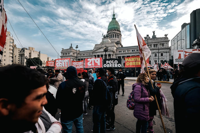 il parlamento argentino approva le prime 2 leggi dell'era milei