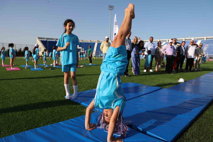 büyükçekmece belediyesi yaz spor okulu törenle açıldı