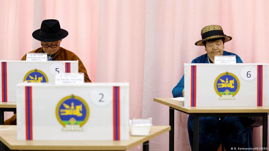 mongolia's ruling party wins slim majority in election