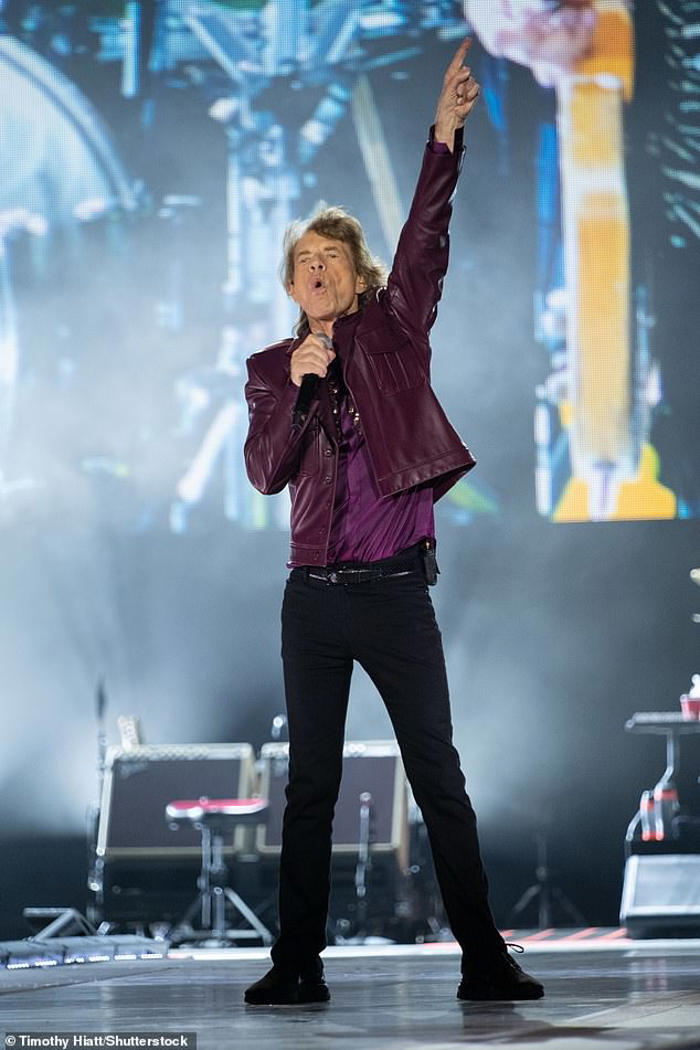 mick jagger puts on a typically energetic display as the rolling stones delight fans with an incredible performance in chicago during their hackney diamonds tour