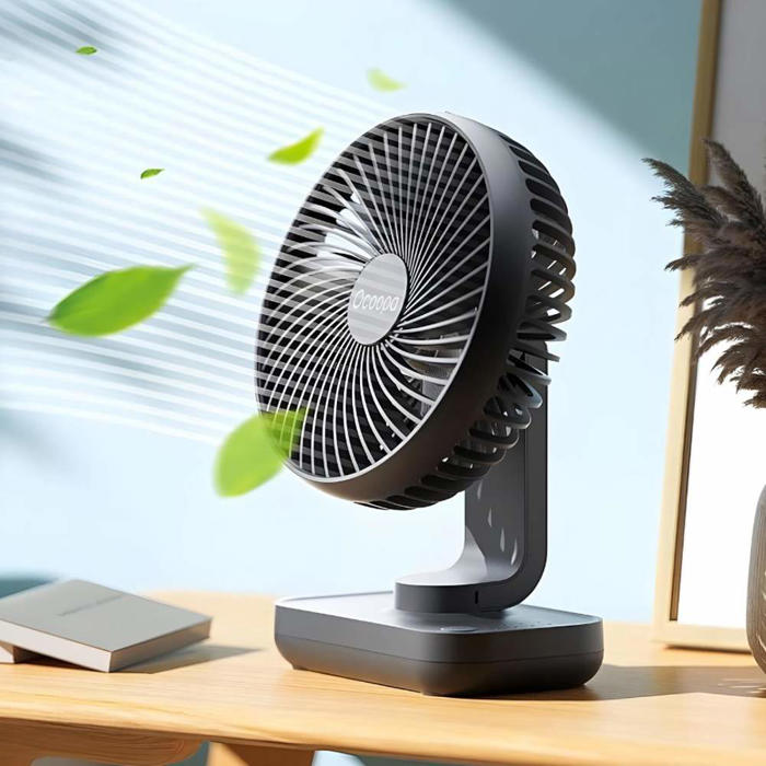 adiós al calor mientras trabajas: este es el mini ventilador para despacho que amazon agotará antes del prime day 2024