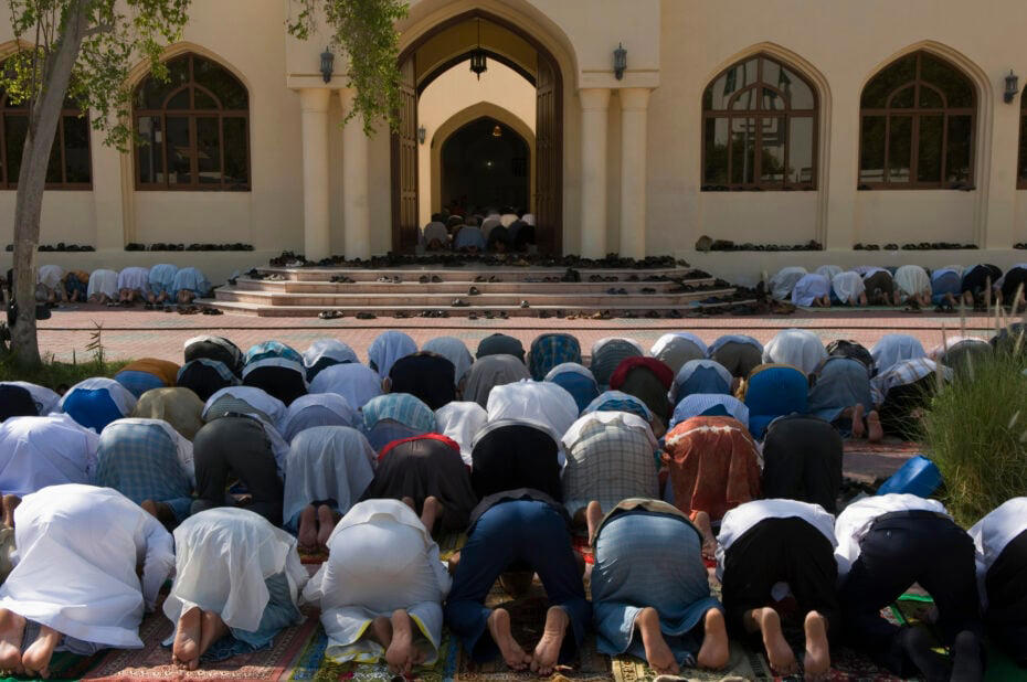 uae cuts friday sermon to 10 minutes due to sweltering heat