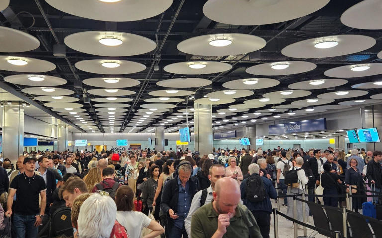 Travel industry bosses say the ambiguous start date of EES is causing undue confusion
