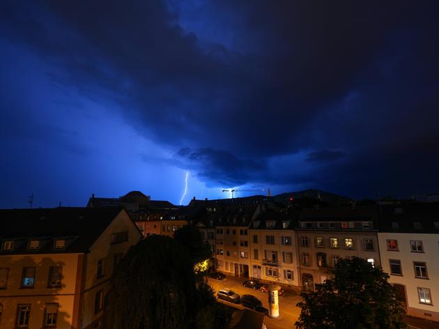 Unwetter Und Temperatursturz: NRW Erwartet Turbulentes Wetter-Wochenende