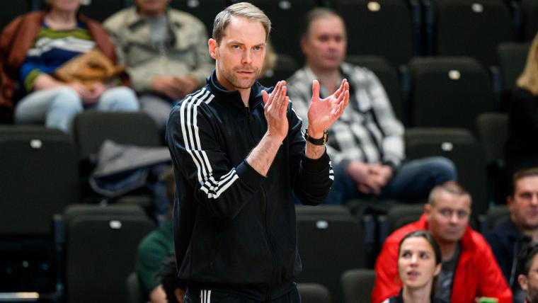 who is petteri koponen? why knicks acquired draft rights to 2007 pick, spurs assistant in trade with mavericks