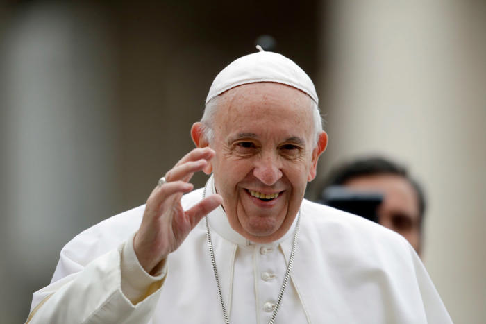 paven: vatikanet skal gå over til solenergi