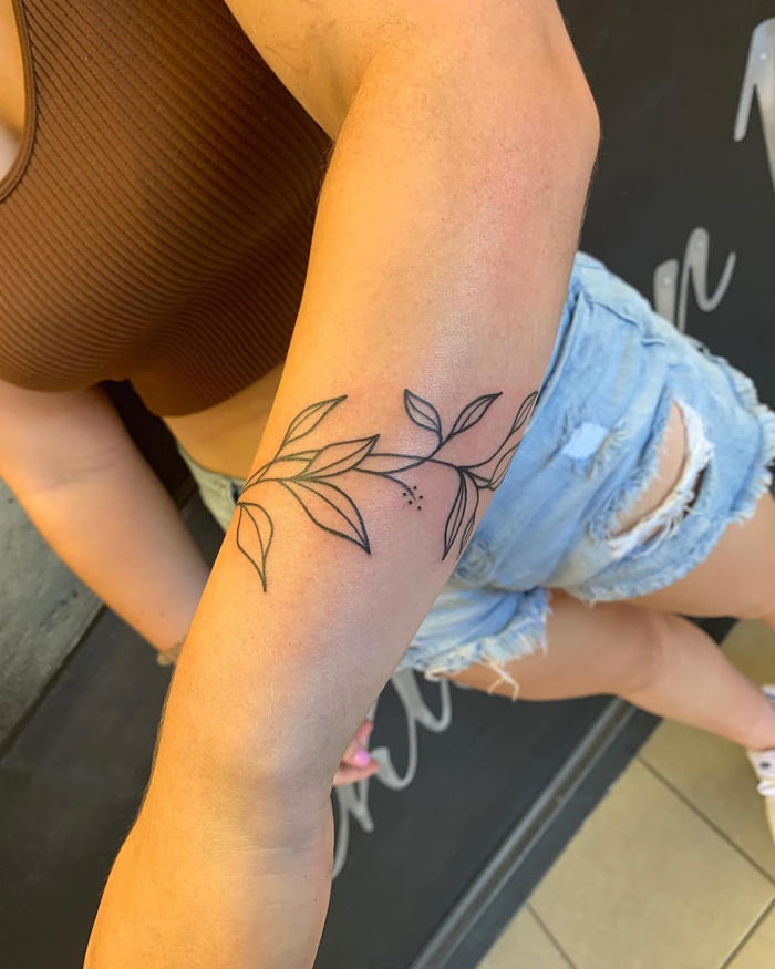 20 simple vine tattoo designs and ideas that'll inspire you