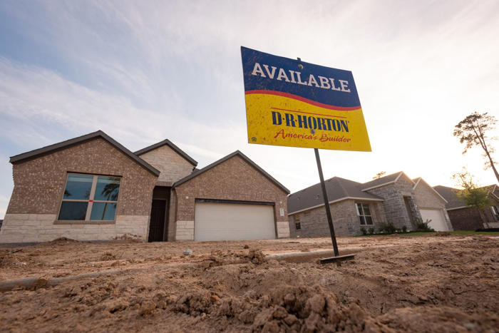 america’s frozen housing market is warping the economy