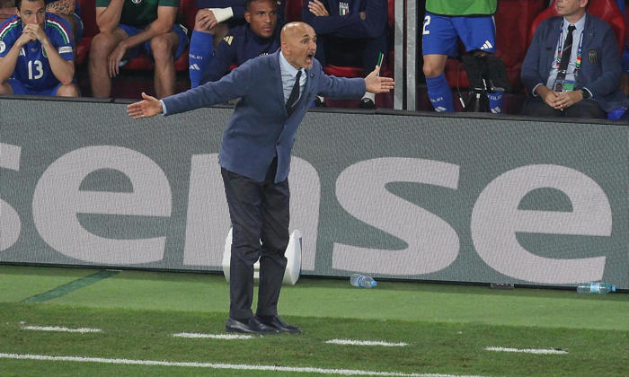 unconventional spalletti fights his corner as italy look to last-16 clash