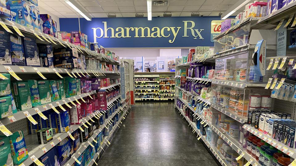 amazon, why walgreens, cvs and rite aid are closing thousands of drug stores across america