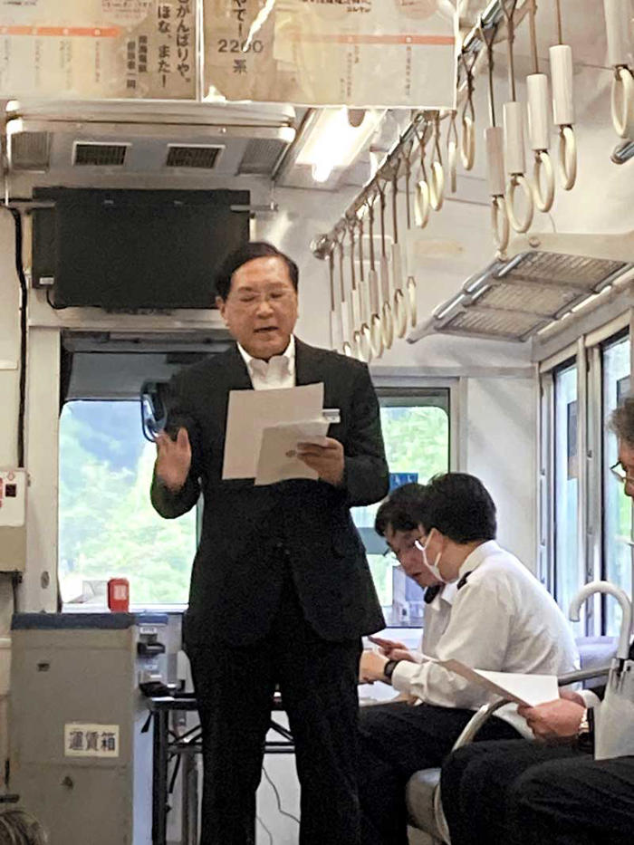 銚子電鉄3年連続黒字 今年も列車内で株主総会 副業部門、安定した収益