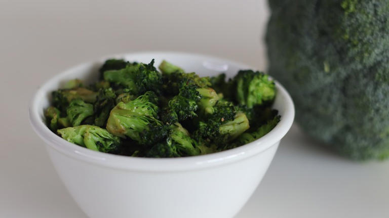 white dish of broccoli