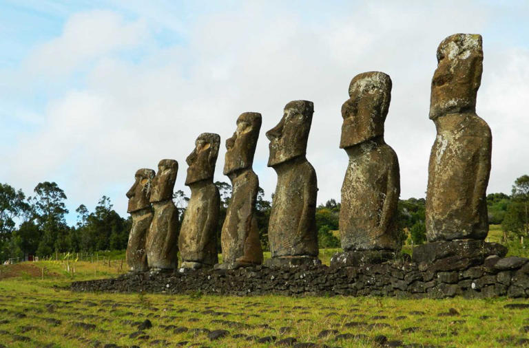 Terra de gigantes? 10 passeios imperdíveis na misteriosa Ilha de Páscoa