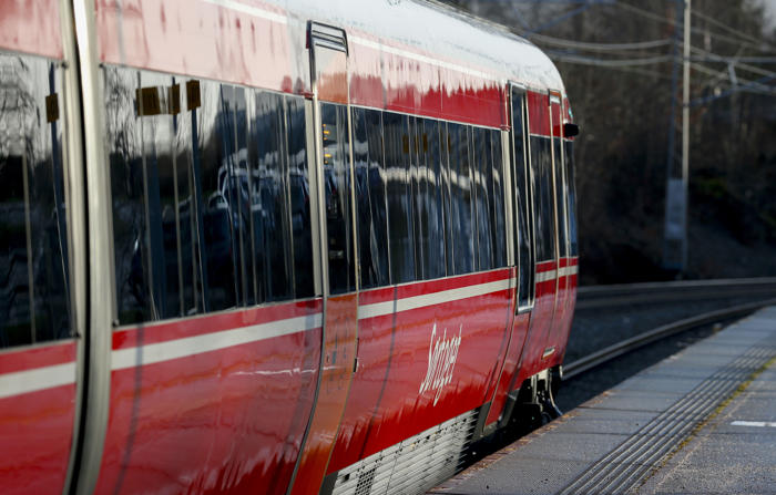 go-ahead kjørte tomme tog på sørlandsbanen – passasjerene måtte ta buss