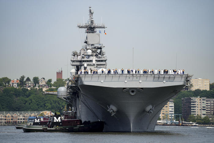 uss wasp assault ship sails to mediterranean amid high tensions