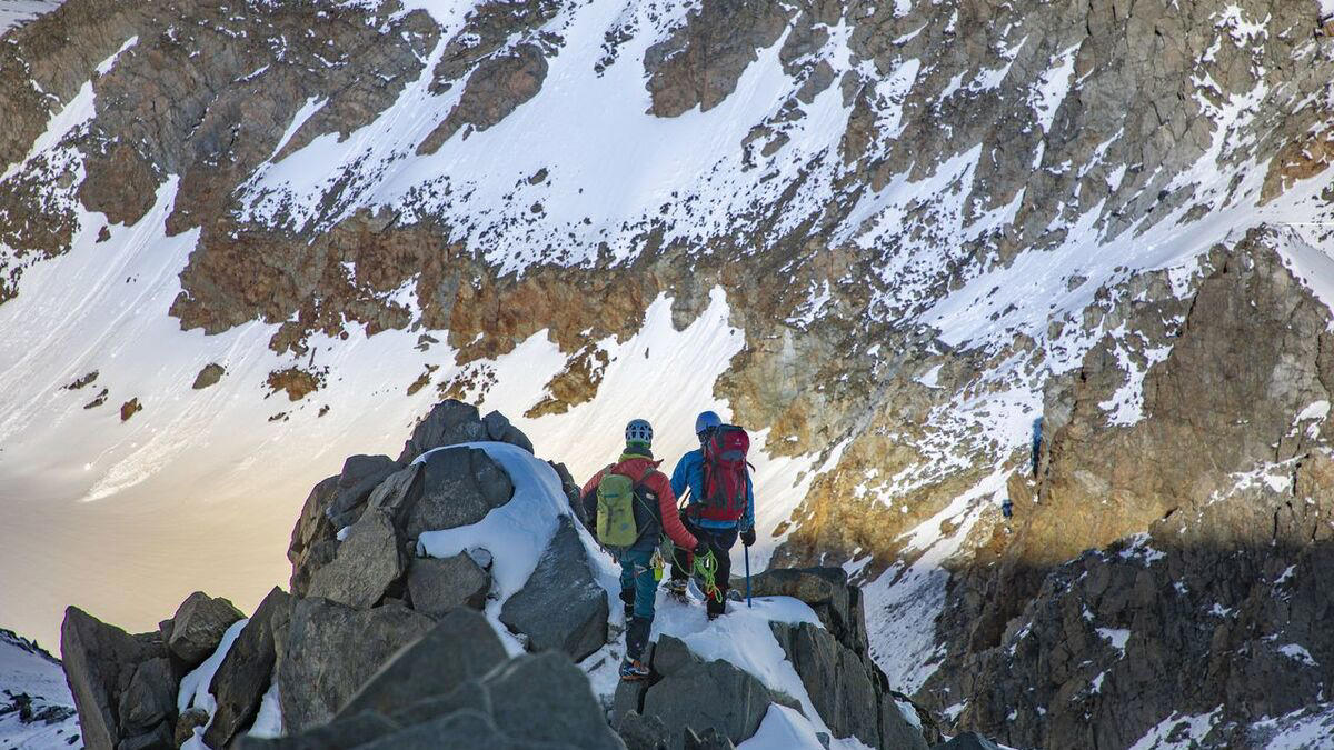 série de chutes dans les alpes : cinq alpinistes ou randonneurs morts en deux jours