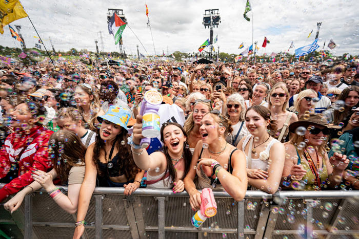 what bands and artists have headlined glastonbury festival the most?