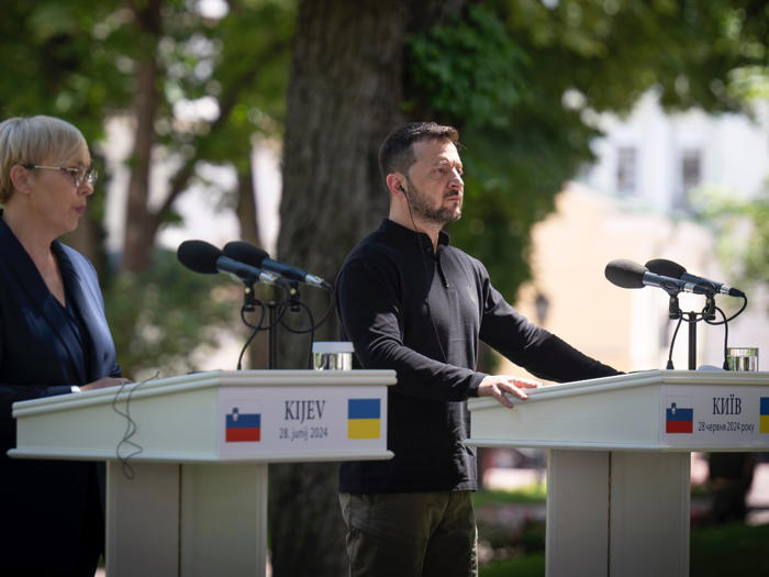 ukrajina chystá plán na diplomatické ukončení války, uvedl zelenskyj