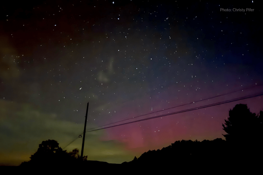 Northern Lights Shine Over Central Pennsylvania