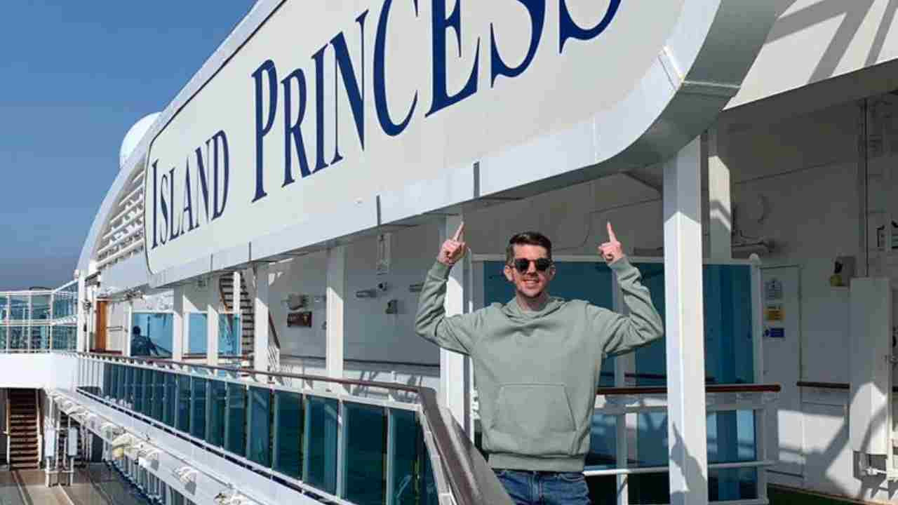 <p>Princess Cruise Line has established itself as a single/solo-friendly cruise with a boatload of events catered to singles. For example, the cruise line holds cocktail parties exclusively for singles, allowing these solo travelers to mingle with one another on board. Not only does this cruise line have cocktail parties, but it also offers several activities like yoga, tennis, and cooking classes catered to single travelers. </p>