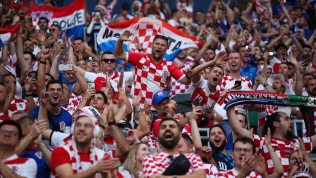 hammer-strafe für kroatien wegen fan-vergehen!
