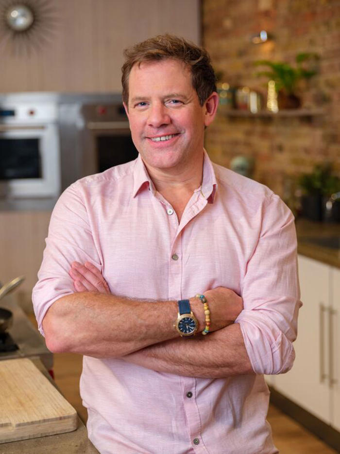 saturday kitchen's matt tebbutt inundated with support as he announces move away from tv