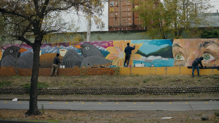 brocha: nace la primera escuela de muralismo del país