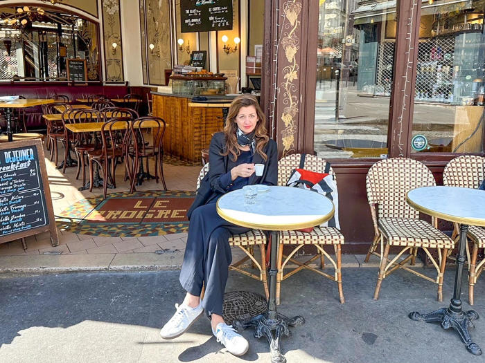 ich bin amerikanerin und lebe seit 15 jahren in paris – diese 5 gewohnheiten der franzosen haben mein leben verbessert