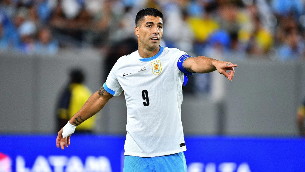 ¡locura! la reacción de la afición de uruguay al ingreso de luis suárez en la copa américa