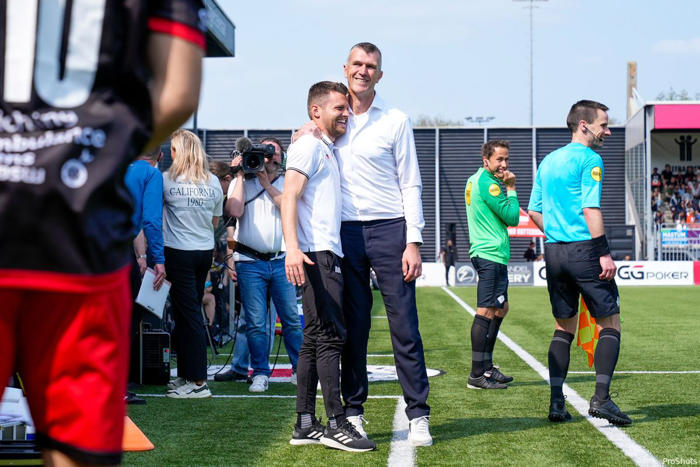 excelsior krijgt jongste hoofdtrainer in het nederlands betaald voetbal