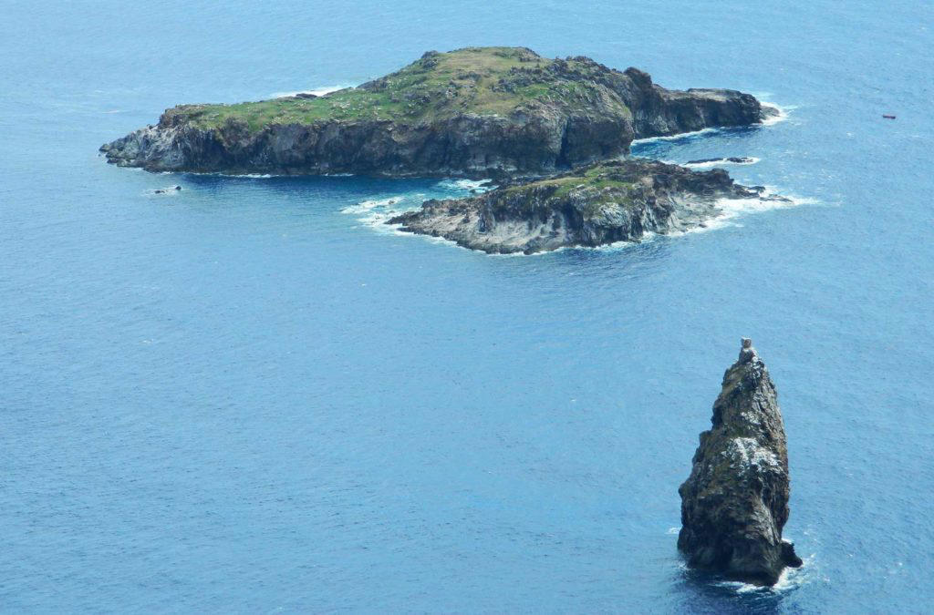 terra de gigantes? 10 passeios imperdíveis na misteriosa ilha de páscoa