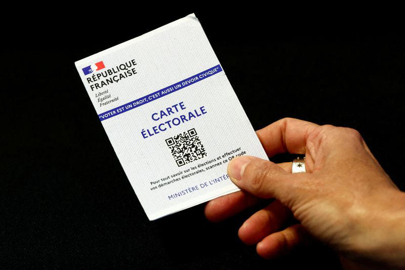 french far-right extends poll lead as campaign ends