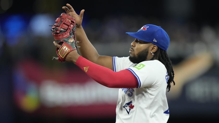 Former MLB Star Proposes Cubs, Blue Jays Trade For Vladimir Guerrero Jr.