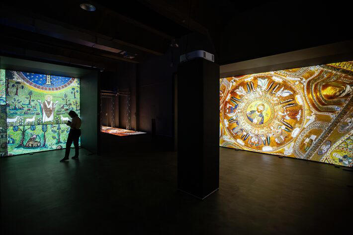 exposição multimídia apresenta a arte dos mosaicos italianos; conheça