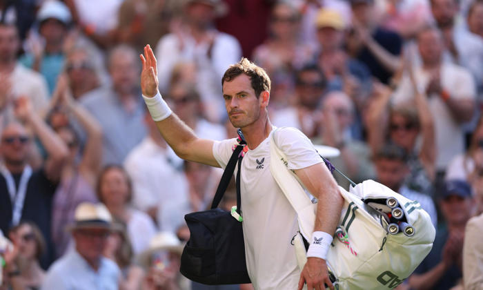 refusing to throw in the towel is a fitting finale in its own right for murray at wimbledon