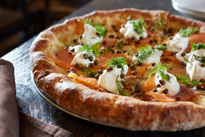 pizzería de chicago nombrada entre las 10 mejores pizzerías de estados unidos