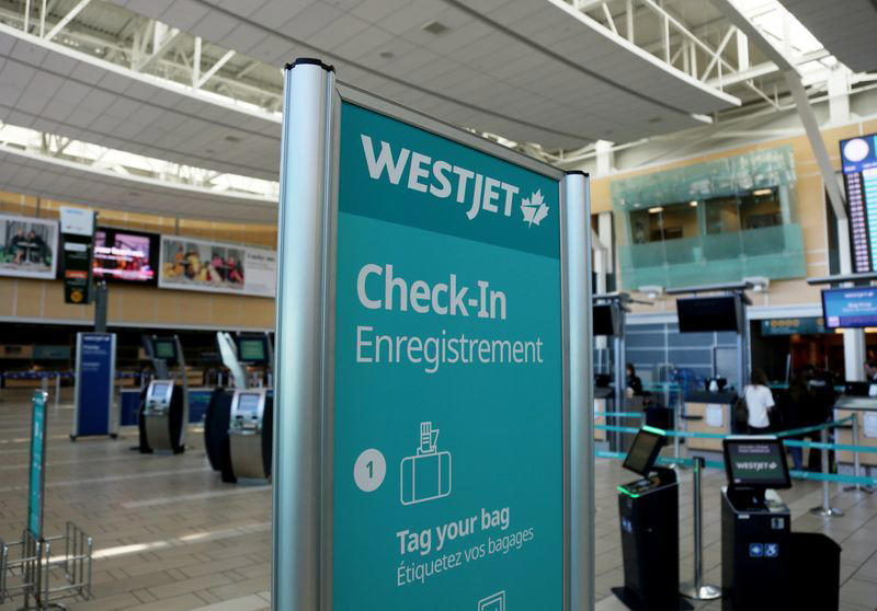 westjet airlines maintenance engineers strike before long weekend