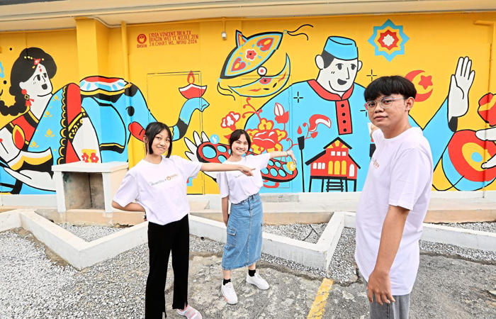students’ murals on cultural heritage brighten up 3rd mile jalan ipoh