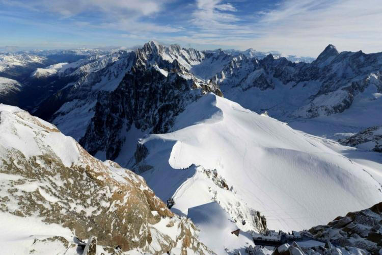 cinq alpinistes et randonneurs meurent en l’espace de deux jours dans les alpes