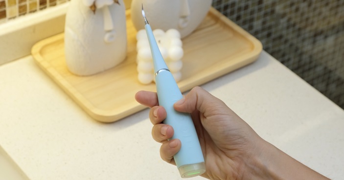 Todos odian al dentista, pocos conocen este truco casero para limpiar dientes