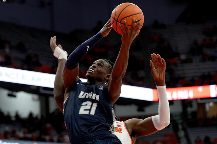 okc thunder sign new hampshire's clarance daniels to summer league roster