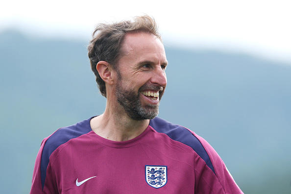 gareth southgate to make just one change to england starting xi against slovakia