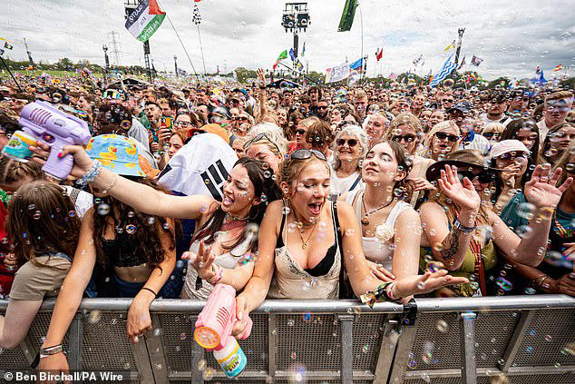 glastonbury goes sugababes mad! festival forced to close off entry