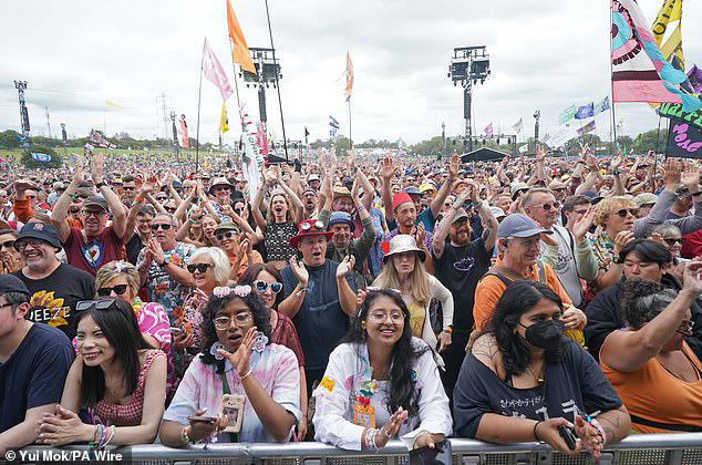 glastonbury goes sugababes mad! festival forced to close off entry