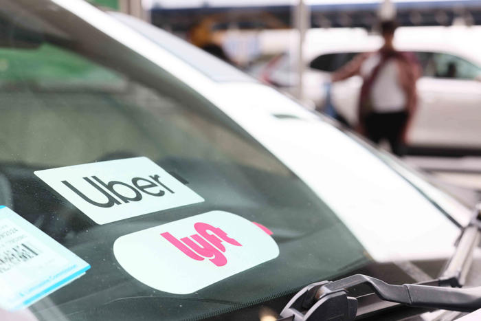 uber and lyft agree to raise driver pay in massachusetts
