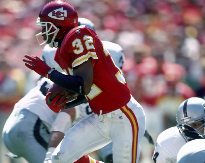 marcus allen discusses modern running backs, isiah pacheco’s running style