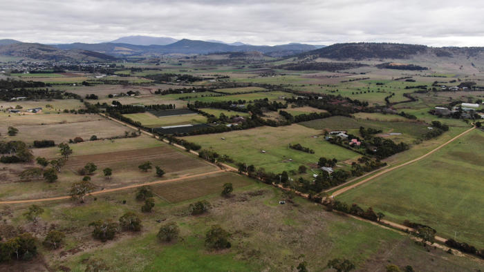 drought threatens food and wine production in tasmania's south-east
