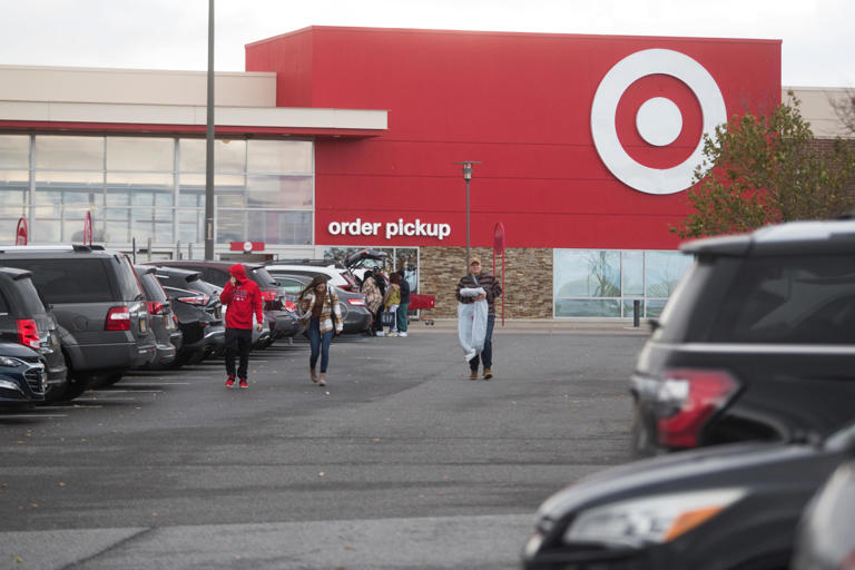 what stores are closed july 4th