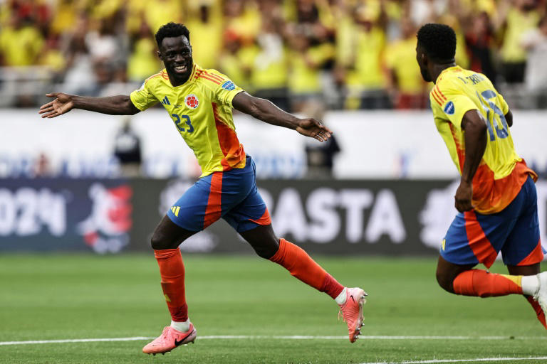 colombia into copa quarters after romp while brazil rolls